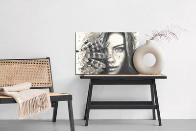 Ljuddämpande tavla - Portrait of a young woman