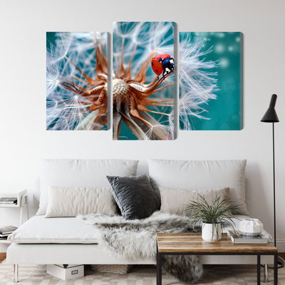Ljuddämpande tavla - Ladybug on a dandelion