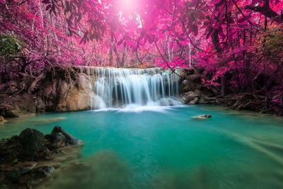 Ljuddämpande tavla - Beautiful waterfall