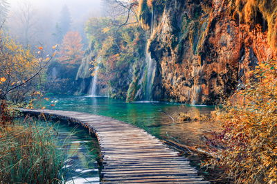 Ljuddämpande tavla - Plitvice lakes national park