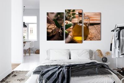 Ljuddämpande tavla - A bottle of olive oil