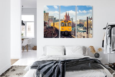 Ljuddämpande tavla - Yellow train in berlin