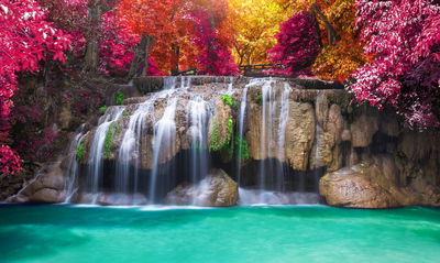 Ljuddämpande tavla - A waterfall in the deep