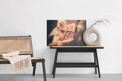 Ljuddämpande tavla - Cross on the hands