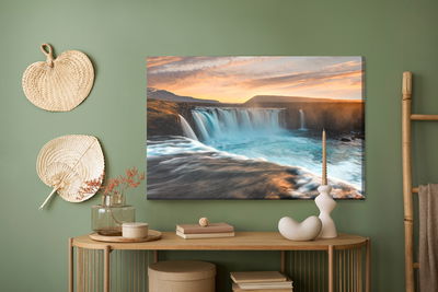Ljuddämpande tavla - A majestic waterfall