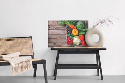 Ljuddämpande tavla - Vegetable basket on the table