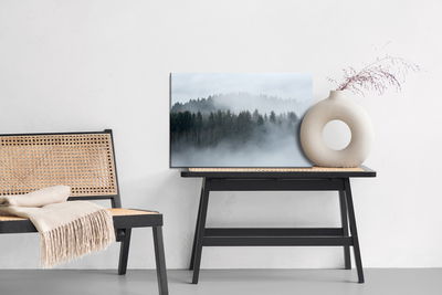 Ljuddämpande tavla - Trees wrapped in fog