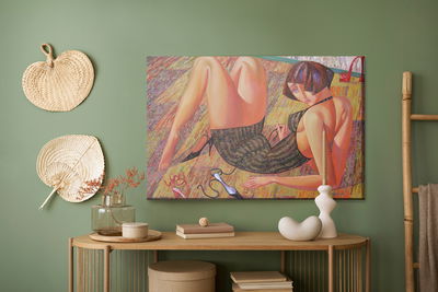 Ljuddämpande tavla - A painting of a woman