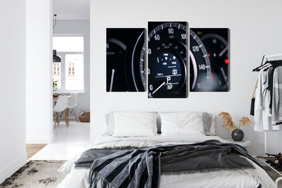 Ljuddämpande tavla - Modern car speedometer