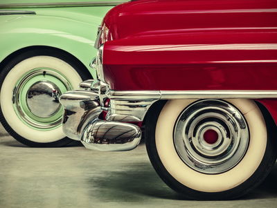 Ljuddämpande tavla - Stylish vintage car wheels