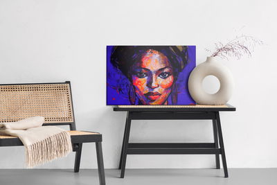 Ljuddämpande tavla - A feminine portrait