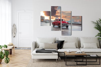 Ljuddämpande tavla - Historic car on the road