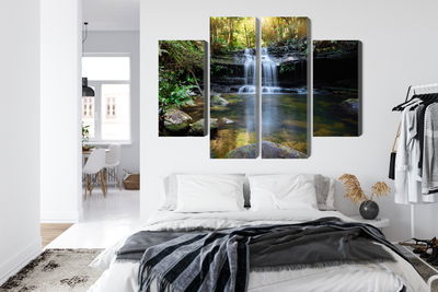 Ljuddämpande tavla - A waterfall in the bush