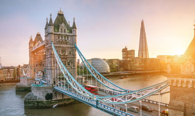 Ljuddämpande tavla - Tower bridge at sunrise
