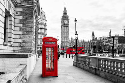 Ljuddämpande tavla - London telephone booth