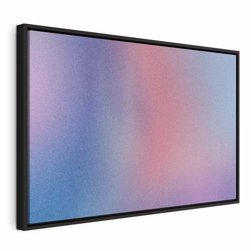 Rainbow gradient delicate – svart ram. Diffusa stråk i blått, rosa och violett glider in i varandra i ett mjukt färgfältsmotiv.
