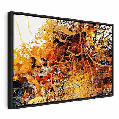 Kiss explosion wide – svart ram. Gula, orange, svarta och vita färgstänk och tunna linjer fyller en intensiv abstrakt bild.