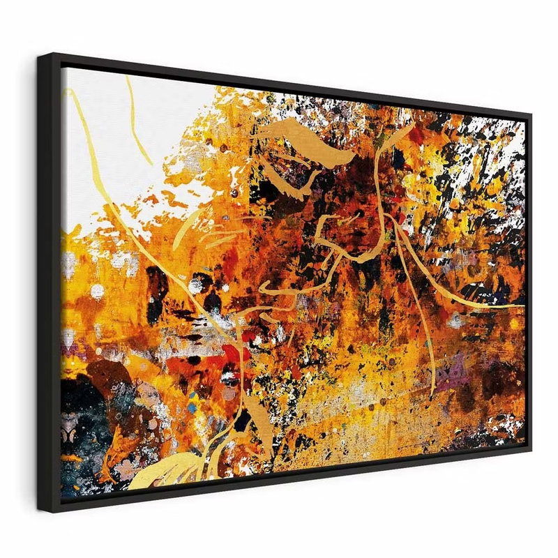 Kiss explosion wide – svart ram. Gula, orange, svarta och vita färgstänk och tunna linjer fyller en intensiv abstrakt bild.