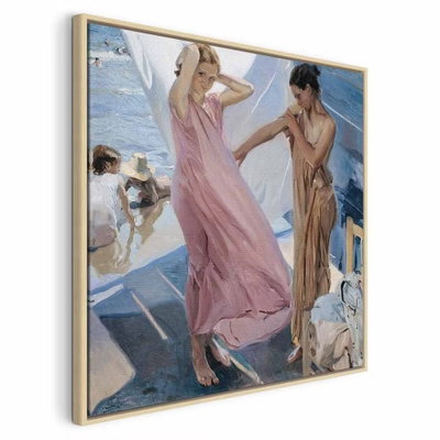 Joaqu n sorolla y bastida – naturfärgad ram. Två gestalter i rosa och bruna tygpartier står vid ett ljust blått hav i en klassisk målning.