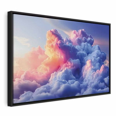 Clouds like painted artistic – svart ram. Rosa, orange, blå och lila moln staplas tätt i en mjukt målad himmelsbild.