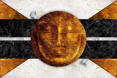 Look into the past wide – motivvy. En rund guldfärgad ansiktsliknande form möter svarta, vita och ockrafärgade geometriska fält.