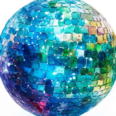 Kvadratisk motivförlaga för Turquoise disco ball: Oregelbundna rutor i turkost, blått och grönt bygger upp en målerisk discokula.