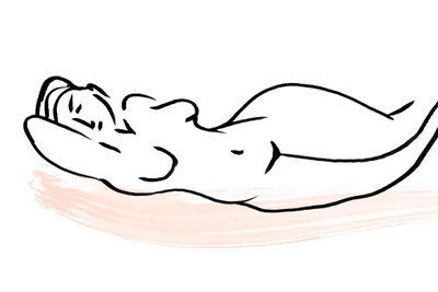 Sunbathing wide – motivvy. En liggande figur tecknas med få svarta konturer över ett blekt rosa penselstråk på vitt.