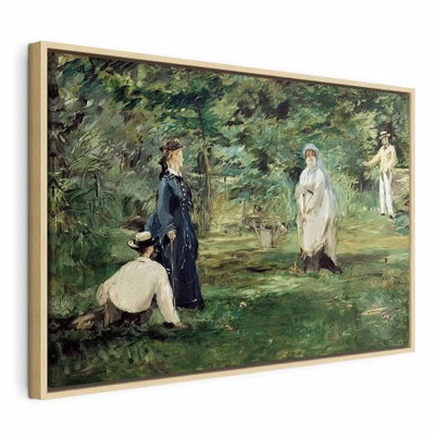 Edouard manet the croquet – naturfärgad ram. Flera personer i ljusa och mörka kläder vistas på en grön gräsmatta med träd och krocketutrustning.