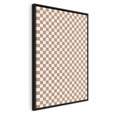 Checkerboard pattern brown – svart ram. Små jämnstora vita och ljusbruna rutor bildar ett tätt och regelbundet schackmönster.