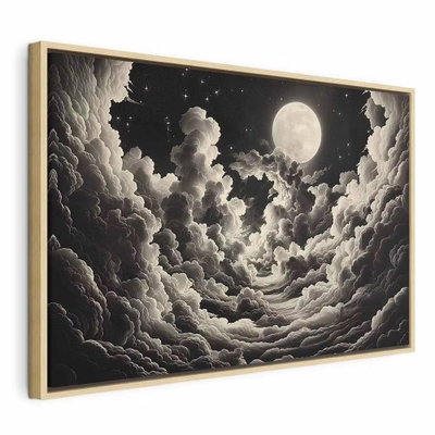 Moon and stars singing among – naturfärgad ram. En stor ljus måne omges av täta gråvita moln och små stjärnor mot en mörk himmel.
