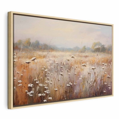 Impressionist meadow field – naturfärgad ram. Små ljusa blommor och tunna stjälkar breder ut sig över en äng i varma beige och ockrafärgade toner.