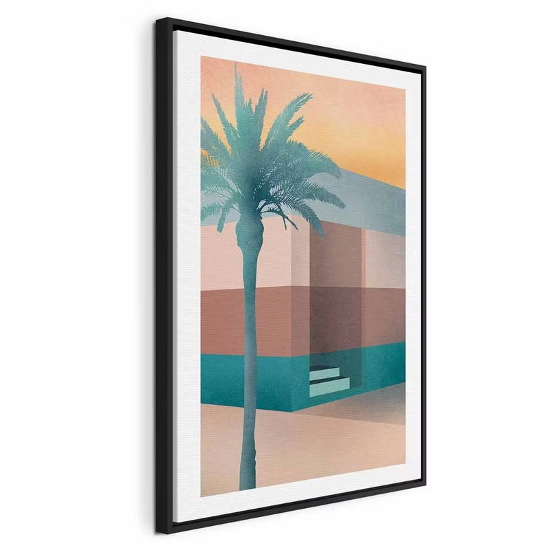 Pastel alley vertical – svart ram. En blågrön palm och geometriska byggnadsformer möter plana fält i varmt rosa, beige och turkost.