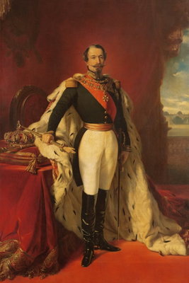 Franz xaver winterhalter – motivvy. En stående man i uniform med ordensband och ljusa byxor omges av en röd och guldfärgad interiör.