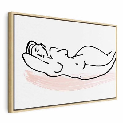 Sunbathing wide – naturfärgad ram. En liggande figur tecknas med få svarta konturer över ett blekt rosa penselstråk på vitt.