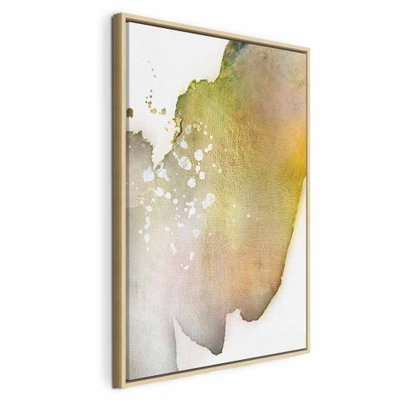 Golden touch vertical – naturfärgad ram. Mjuka gröna, ockragula och brunrosa akvarellskikt tonar ut i vitt med små stänk längs ena sidan.