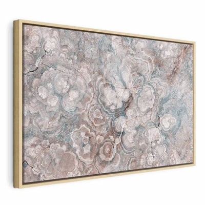 Marble flowers natural stone – naturfärgad ram. Runda, skiktade stenliknande former i grått, beige och blekt rosa fyller bildytan.
