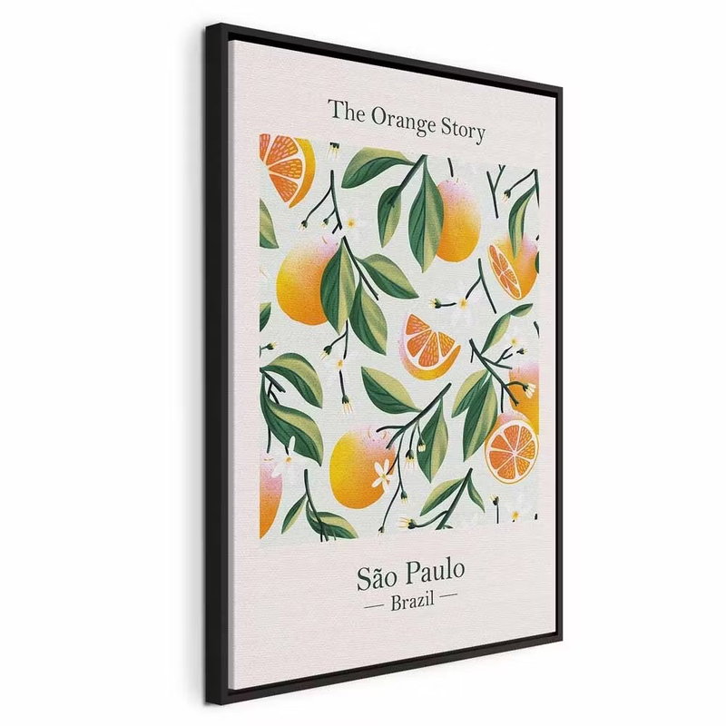 The orange story vertical – svart ram. Hela och skurna apelsiner möter gröna blad och tryckt typografi på en ljust crèmefärgad botten.