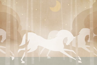 Moon horses horses galloping – motivvy. Vita hästsilhuetter springer genom en stiliserad skog med ljusa stammar och en månskära på beige botten.