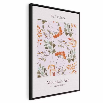 Fall colors vertical – svart ram. Små blad, kvistar och orange rönnbär ramas in av engelsk typografi på en ljust rosa bildyta.