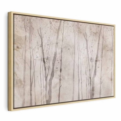 Beige forest of thoughts – naturfärgad ram. Smala, bleka trädstammar och skissartade kvistar ligger över varandra i ett ljust beige skogsmotiv.