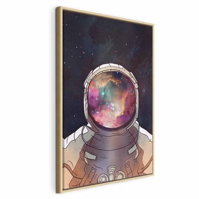 Star explorer vertical – naturfärgad ram. En astronaut med en färgrik stjärnhimmel i hjälmens visir återges mot en mörk rymdbakgrund.
