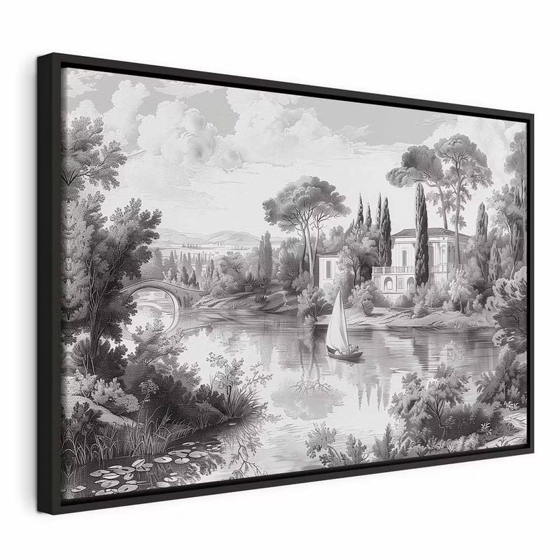Black and white vintage – svart ram. En liten segelbåt speglas i stilla vatten mellan byggnader, träd och mjuka höjder i ett detaljrikt gråskaligt motiv.