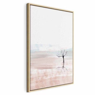 Watercolor landscape – naturfärgad ram. Ett ensamt kalt träd står i ett blekt rosa landskap med en gråblå horisont.