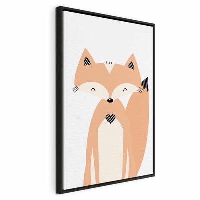 Happy fox vertical – svart ram. En orange räv med ljus nos och slutna ögon sitter mot en vit, avskalad bakgrund.