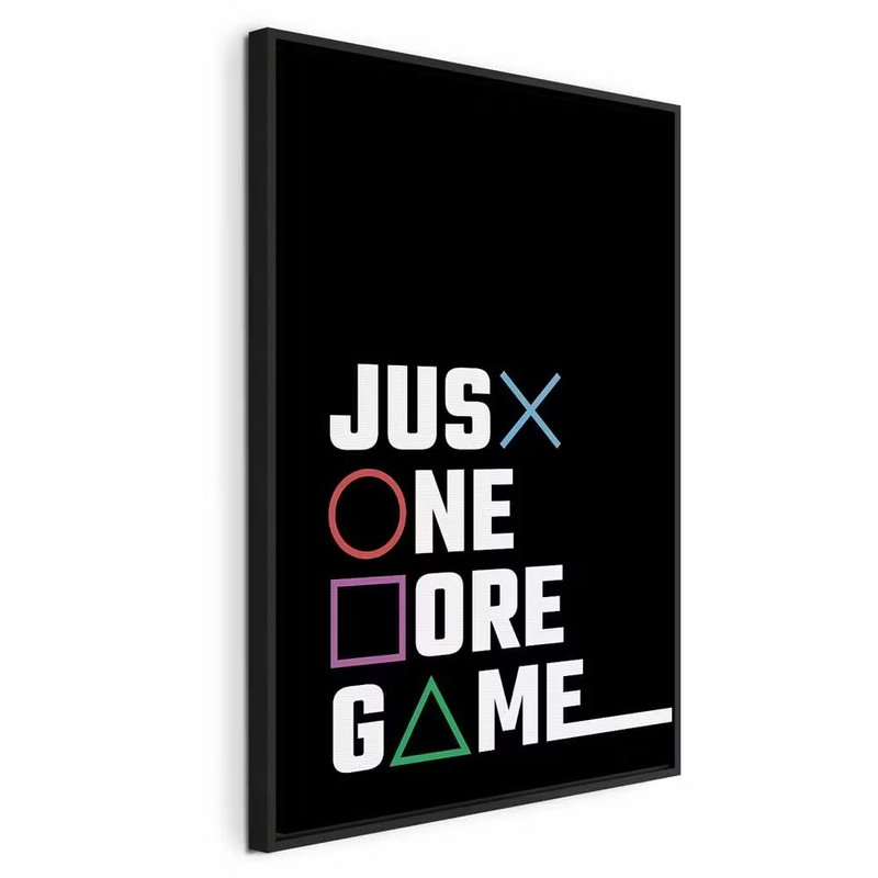 Binge gaming – svart ram. Texten JUST ONE MORE GAME återges i vitt tillsammans med små färgade spelkontrollsymboler mot svart.
