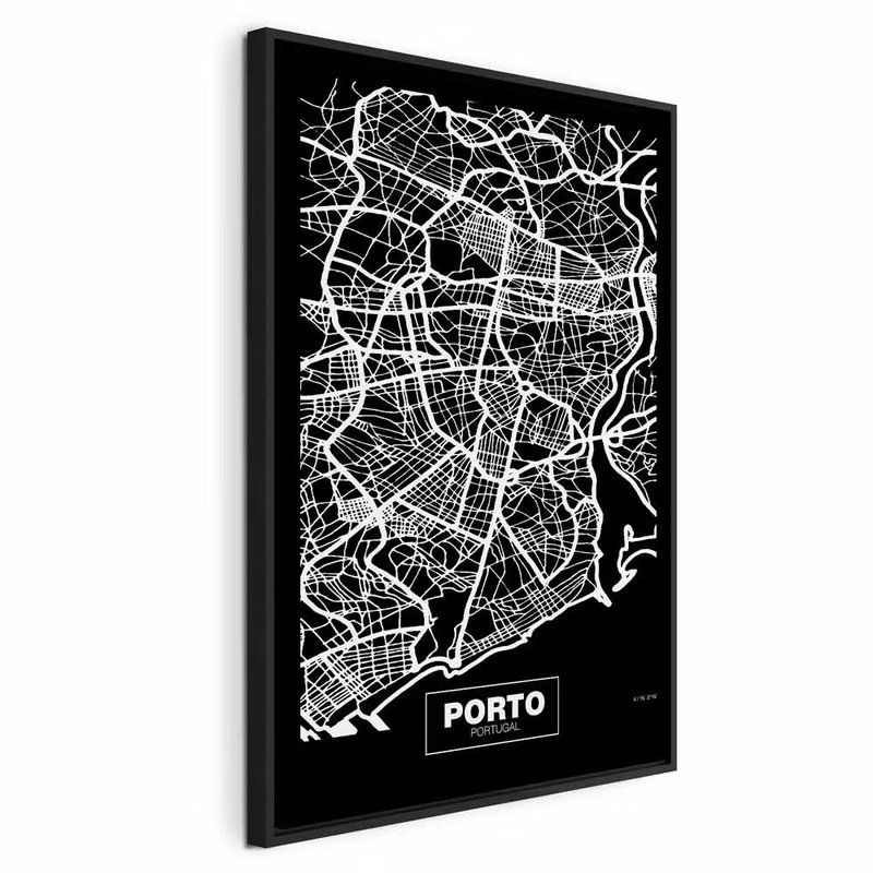 Negative map porto vertical – svart ram. Tunna vita gator och kvarter bildar en karta över Porto på en svart bakgrund med liten typografi.