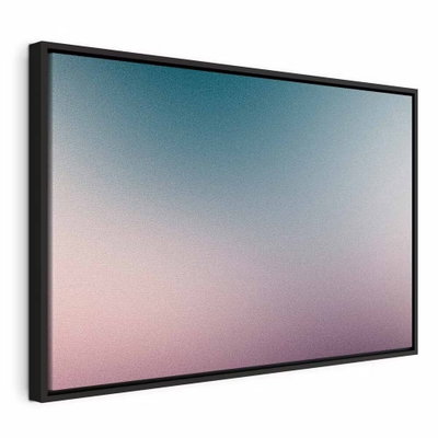 Nostalgic gradient gradient – svart ram. Diffusa färgfält i turkost, rosa, grått och violett övergår mjukt i varandra.