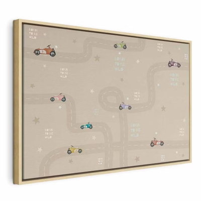 Race colorful cars on a road – naturfärgad ram. Små färgade bilar kör på en illustrerad väg bland stjärnor och små textdetaljer på beige botten.