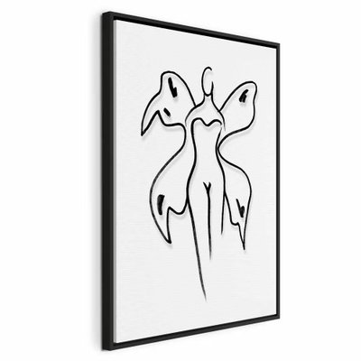 Butterfly woman vertical – svart ram. En enkel svart kvinnlig figur med stora, fjärilsliknande vingkonturer tecknas mot en vit botten.