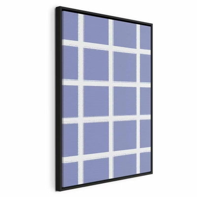 Lines and symmetry – svart ram. Ett rakt vitt rutnät delar in en jämn, blåviolett bildyta i återkommande rektanglar.